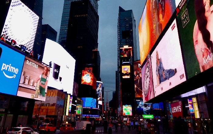 Article Image for The Evolving World of Online Advertising